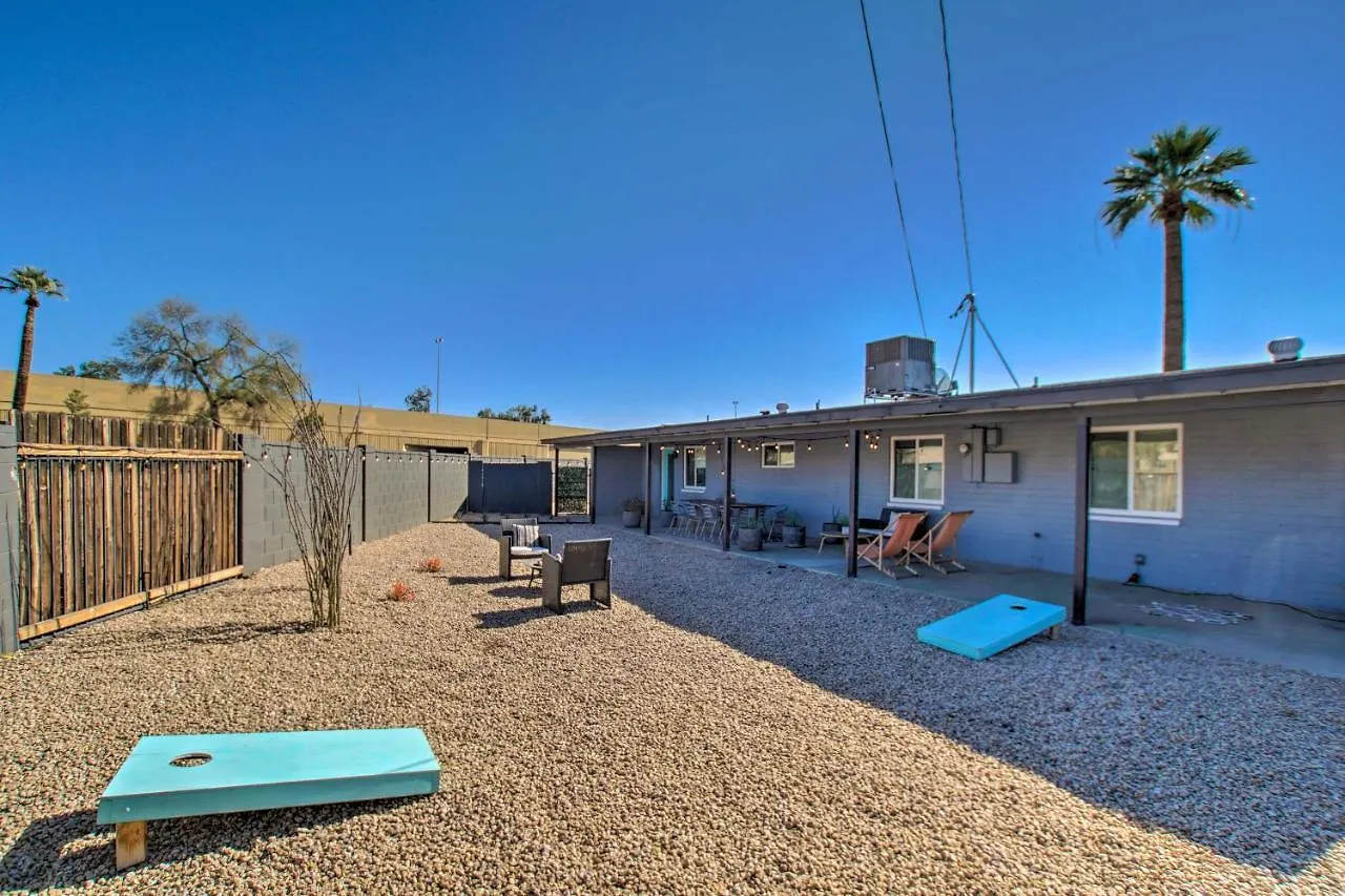 Charming Phoenix Home With Patio About 3 Miles To Dtwn! 0*,  United States