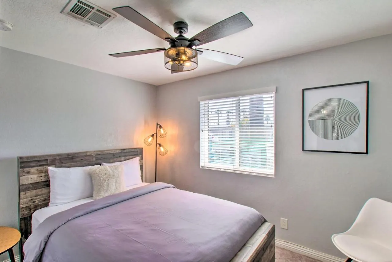 Holiday home Charming Phoenix Home With Patio About 3 Miles To Dtwn! United States